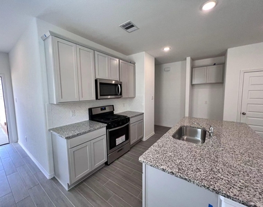 23111 True Fortune Drive - Photo Thumbnail 5