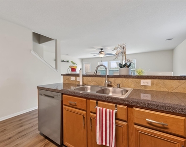 5055 Juniper Spring Trail - Photo Thumbnail 11