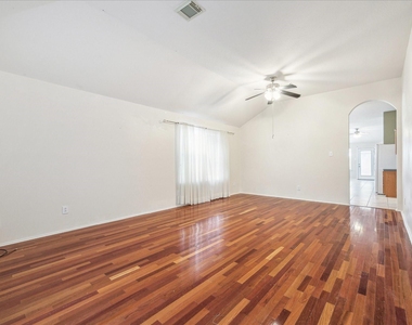 9717 Cottage Street - Photo Thumbnail 1