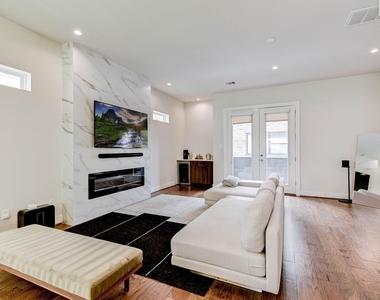 5857 Dolores Street - Photo Thumbnail 14