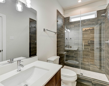 5857 Dolores Street - Photo Thumbnail 10