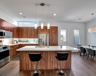 5507 Robusto Place - Photo Thumbnail 13