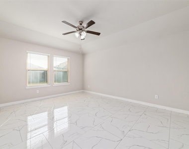 5502 Creekside Ridge Trail - Photo Thumbnail 17