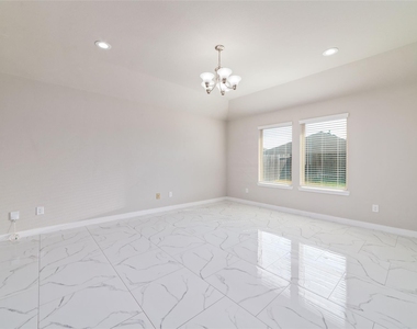5502 Creekside Ridge Trail - Photo Thumbnail 14