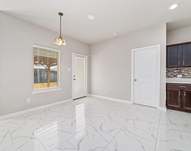 5502 Creekside Ridge Trail - Photo Thumbnail 11