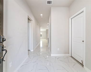 5502 Creekside Ridge Trail - Photo Thumbnail 3
