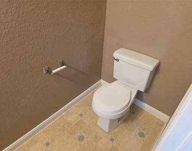 15515 Martineau Street - Photo Thumbnail 11