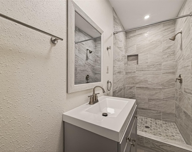 14022 Rosecrest Drive - Photo Thumbnail 15