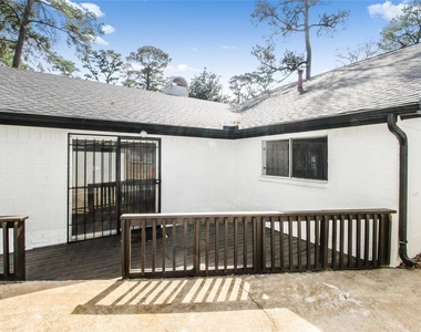 10322 Nold Drive - Photo Thumbnail 15