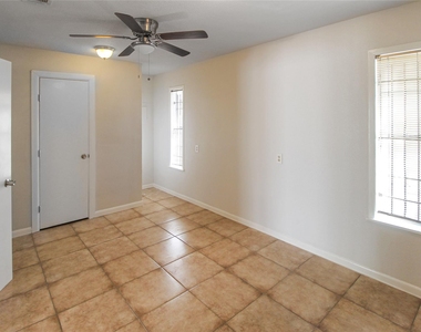 10322 Nold Drive - Photo Thumbnail 10