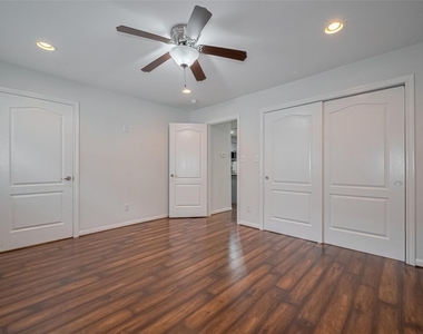 5333 Richmond Avenue - Photo Thumbnail 7