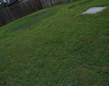 7131 Sedona Ct - Photo Thumbnail 3