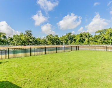4227 Carol Ridge Drive - Photo Thumbnail 32