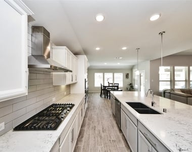 25119 Sundance Park Lane - Photo Thumbnail 8