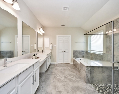 25119 Sundance Park Lane - Photo Thumbnail 19