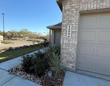 14896 N Ascot Bend Cir - Photo Thumbnail 2