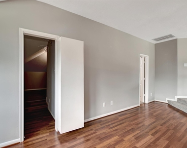 1709 Orlando Street - Photo Thumbnail 32