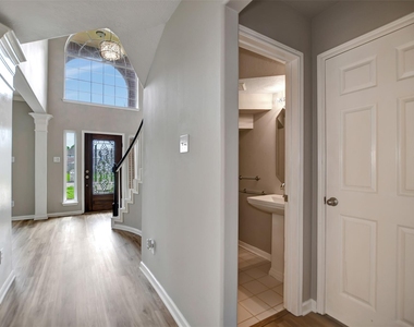 1709 Orlando Street - Photo Thumbnail 10