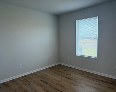 958 Road 5702 - Photo Thumbnail 13