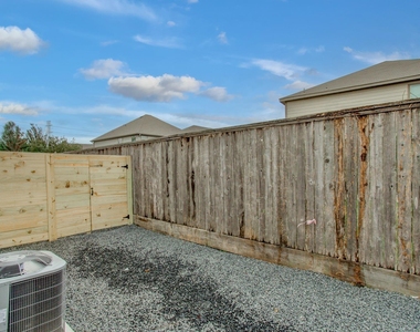 22210 Dutch Oven Drive - Photo Thumbnail 16