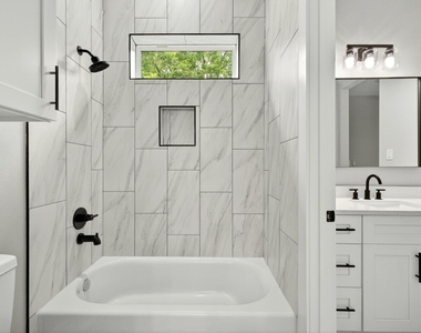 4517 Larch Lane - Photo Thumbnail 37