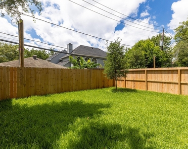 4517 Larch Lane - Photo Thumbnail 48