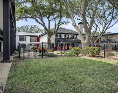 2815 Greenridge Drive - Photo Thumbnail 22
