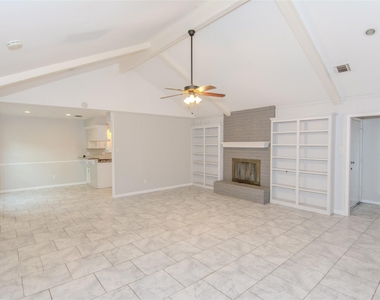 116 White Cedar Street - Photo Thumbnail 1