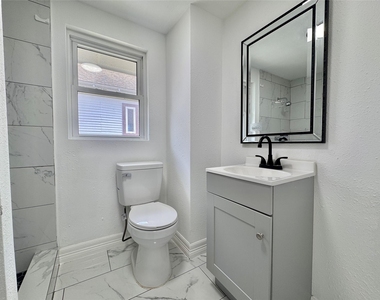 27 Norwood St - Photo Thumbnail 8