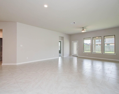28511 Eli Eagle Street - Photo Thumbnail 15