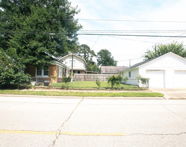 3229 Wisconsin Street - Photo Thumbnail 20
