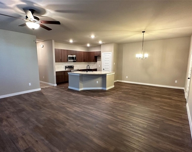 9832 Grosbeak Lane - Photo Thumbnail 1