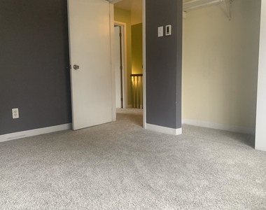 616 Portland - Photo Thumbnail 14