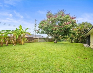 210 Ne 10th Avenue - Photo Thumbnail 30