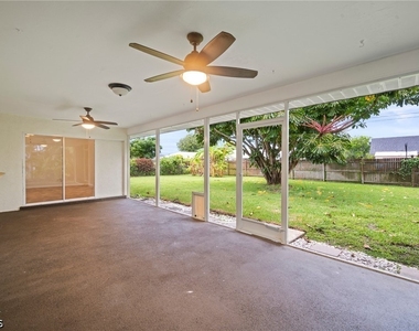 210 Ne 10th Avenue - Photo Thumbnail 26