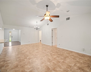 210 Ne 10th Avenue - Photo Thumbnail 24