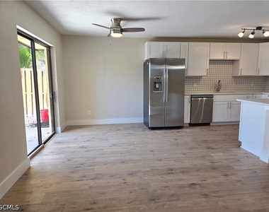 1608 Park Meadows Drive - Photo Thumbnail 6