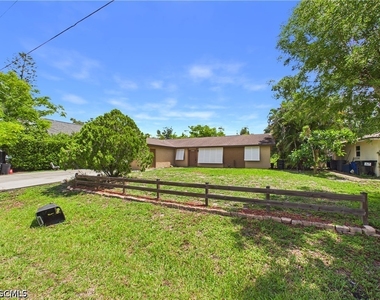 18541 Iris Road - Photo Thumbnail 17