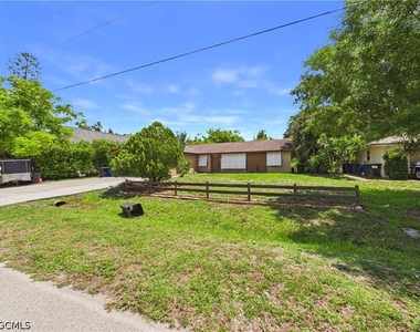 18541 Iris Road - Photo Thumbnail 16