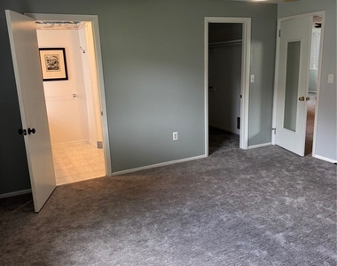 30 Maui Circle - Photo Thumbnail 18