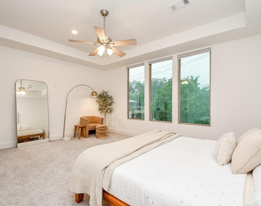 4403 Greeley Street - Photo Thumbnail 16