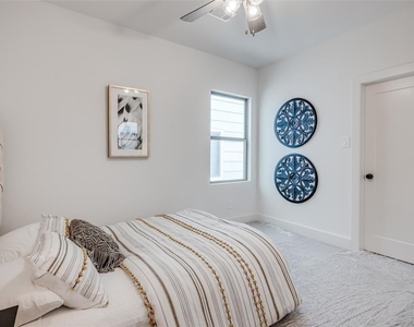 4403 Greeley Street - Photo Thumbnail 23
