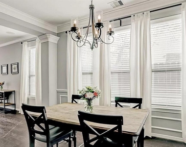 5329 Petty Street - Photo Thumbnail 9
