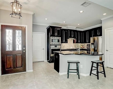 5329 Petty Street - Photo Thumbnail 6