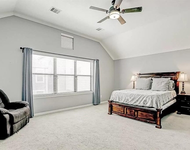 5329 Petty Street - Photo Thumbnail 10