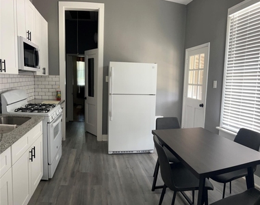 1233 Morris Street - Photo Thumbnail 7