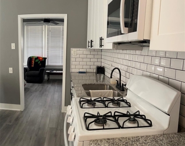 1233 Morris Street - Photo Thumbnail 12