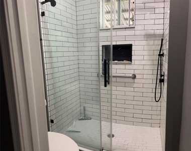 1233 Morris Street - Photo Thumbnail 9