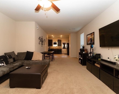 13239 Ashley Meadow Lane - Photo Thumbnail 7