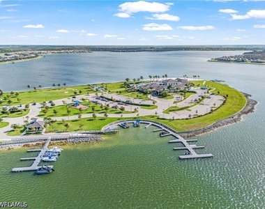 13832 Blue Bay Circle - Photo Thumbnail 24
